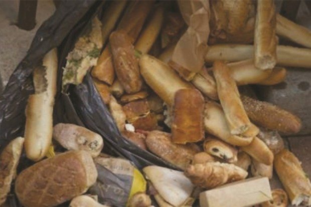 140 tonnes de pain dans les poubelles d&rsquo;Alger
