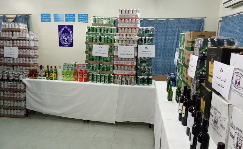 Blida : Saisie de 2.354 bouteilles de boissons alcoolisées, une arrestation
