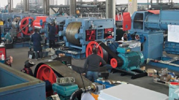 Industries mécanique et textiles : Premier jalon de la diversification de l&rsquo;économie