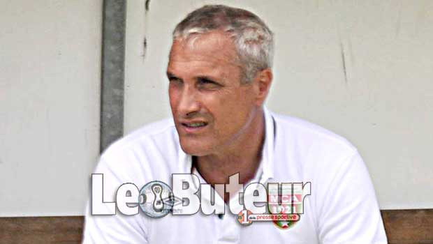 MCA / Casoni «Je me suis contenté d’un seul changement car les joueurs étaient bien en place»