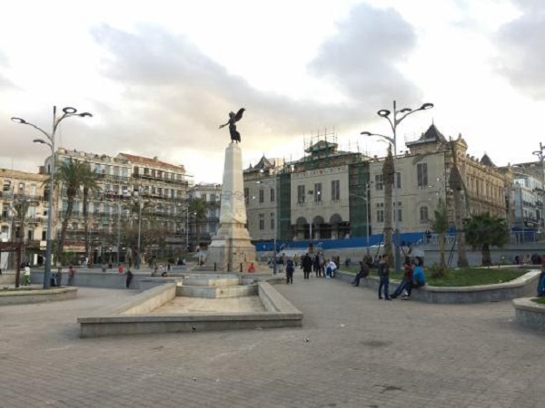 Lancement des travaux le mois prochain: 50 millions de dinars pour l’extension de la Place 1er Novembre