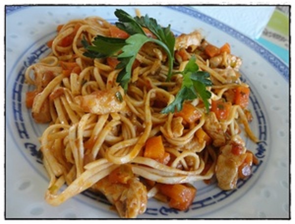 Nouilles chinoises sautées aux petits légumes