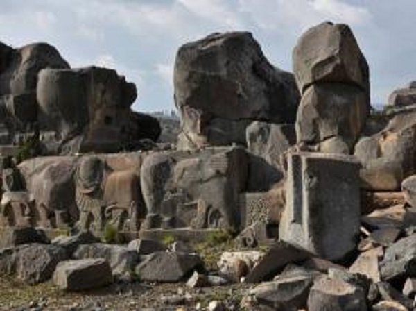 Un temple de 3.000 ans endommagé par les raids aériens turcs