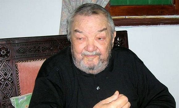 Arrivée à Alger de la dépouille du défunt moudjahid Amar Benaouda