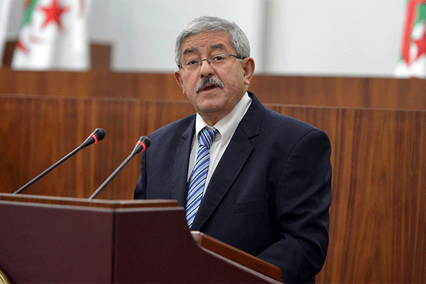 Ouyahia: l&rsquo;Espagne s&rsquo;est montrée compréhensive concernant la décision conjoncturelle de l&rsquo;Algérie de réduire ses importations