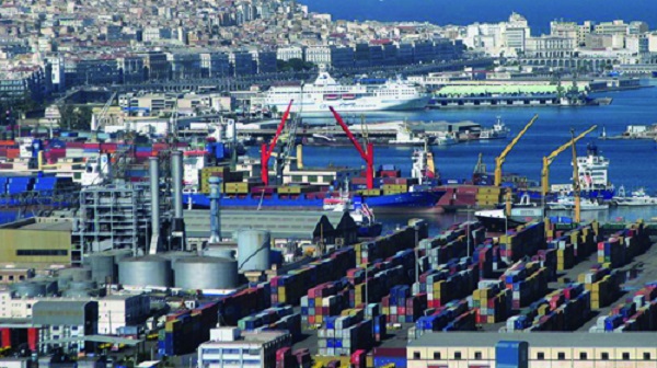 Après l’importation, l’exportation : nouveau tour de vis en Algérie