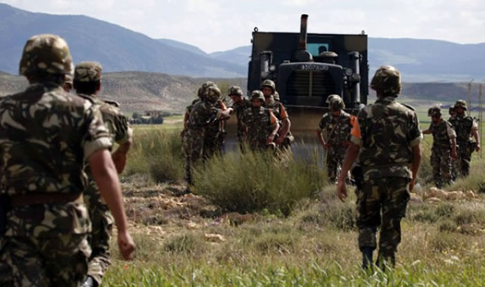 Algérie : Cinq militaires tués dans une explosion à Tébessa