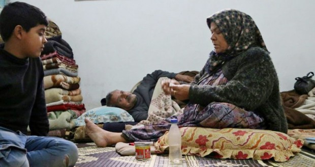 Fuyant les combats : Des Syriens s’entassent par dizaines dans des maisons à Afrine