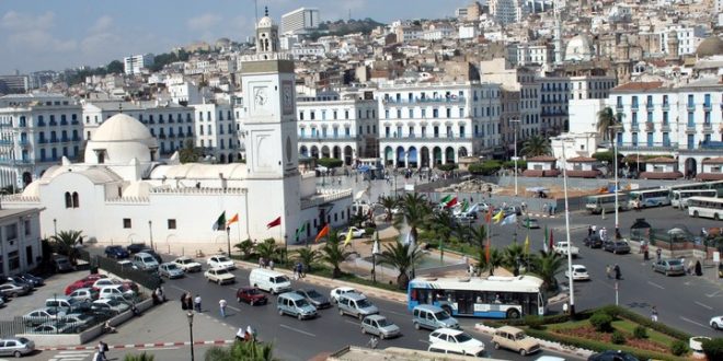 Début des travaux du séminaire sur la ville algérienne face aux défis du développement durable