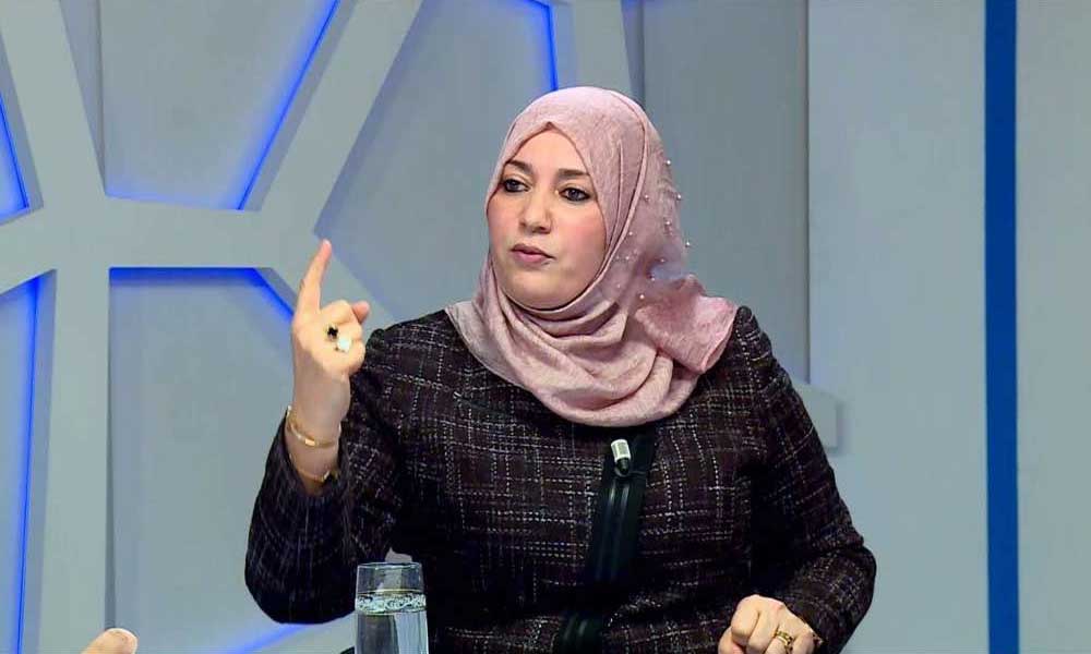 Vidéo: Naima Salhi s’attaque une nouvelle fois aux Kabyles et elle les accuse de crimes graves !