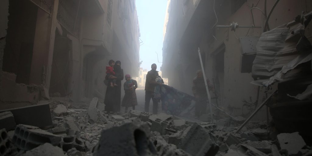 Syrie: 23 civils tués dans des raids aériens près de Damas