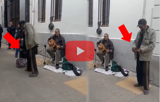 Vidéo- Algérie: Quand un sans-abri offre quelques pièces à un chanteur de rue