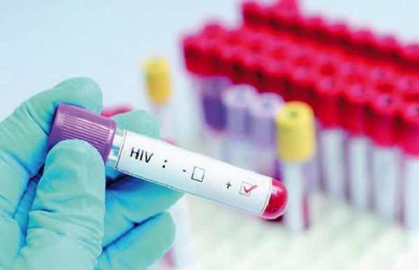 Les enfants atteints du sida: Un secret lourd à porter