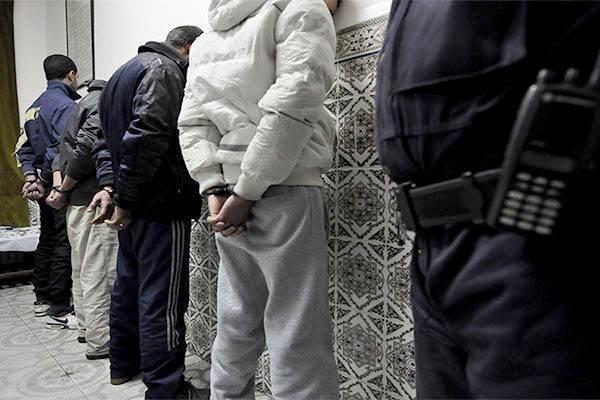 48 radiateurs volés dans une résidence universitaire: 5 présumés coupables arrêtés et saisie de 2 véhicules