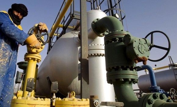 Développement des hydrocarbures et des énergies renouvelables face à l&rsquo;impératif du mix énergétique