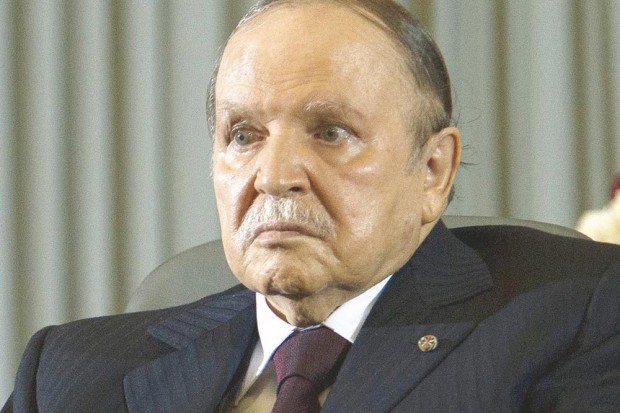 Bouteflika veut relancer et réformer l’UMA