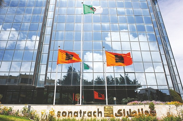 Sonatrach : 23 000 départs à la retraite depuis 2008