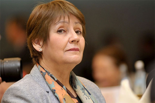 Des “milliers d’enseignants” licenciés si la grève n’est pas gelée jeudi (ministère)