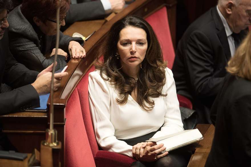 Une députée française qualifie d&rsquo; ”ignominie” la décision d’indemniser les victimes algériennes