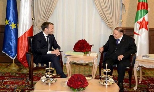 Macron et Bouteflika entretiennent un dialogue permanent, selon l’Élysée