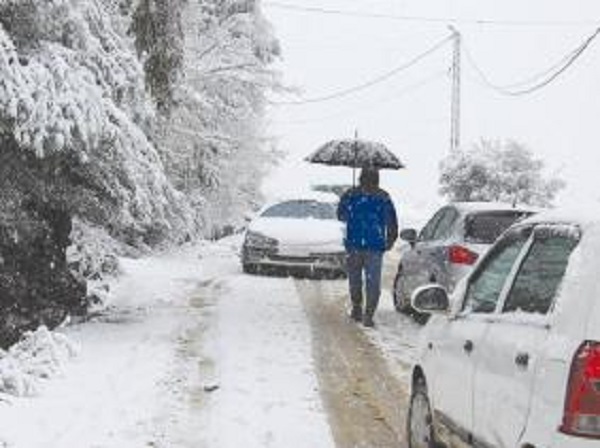 Météo Algérie annonce de la neige jusqu&rsquo;à mardi soir sur les reliefs dépassant les 900 mètres