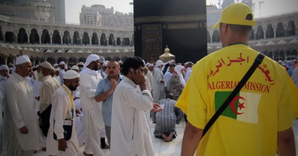 Bouteflika octroie 2000 carnets de hadj à des citoyens de plus de 70 ans n’ayant pas été tirés au sort