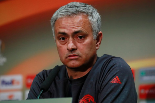 Man Utd : Mourinho ne compte pas faire des folies en attaque cet été