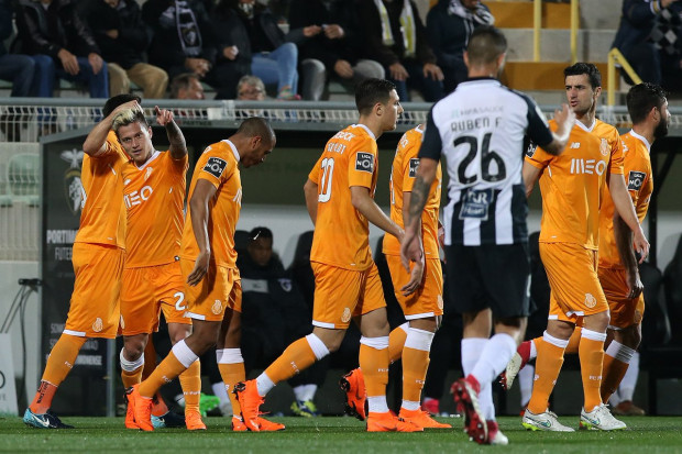 Porto : Le but de Brahimi face à Portimonense (Vidéo)