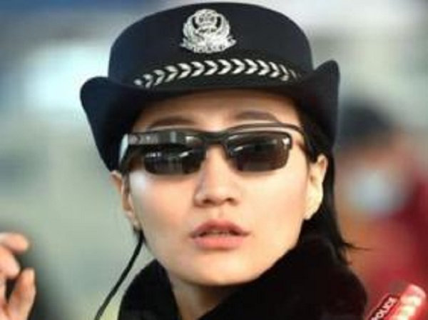 La Chine équipe ses policiers de lunettes de soleil capables de reconnaître des criminels
