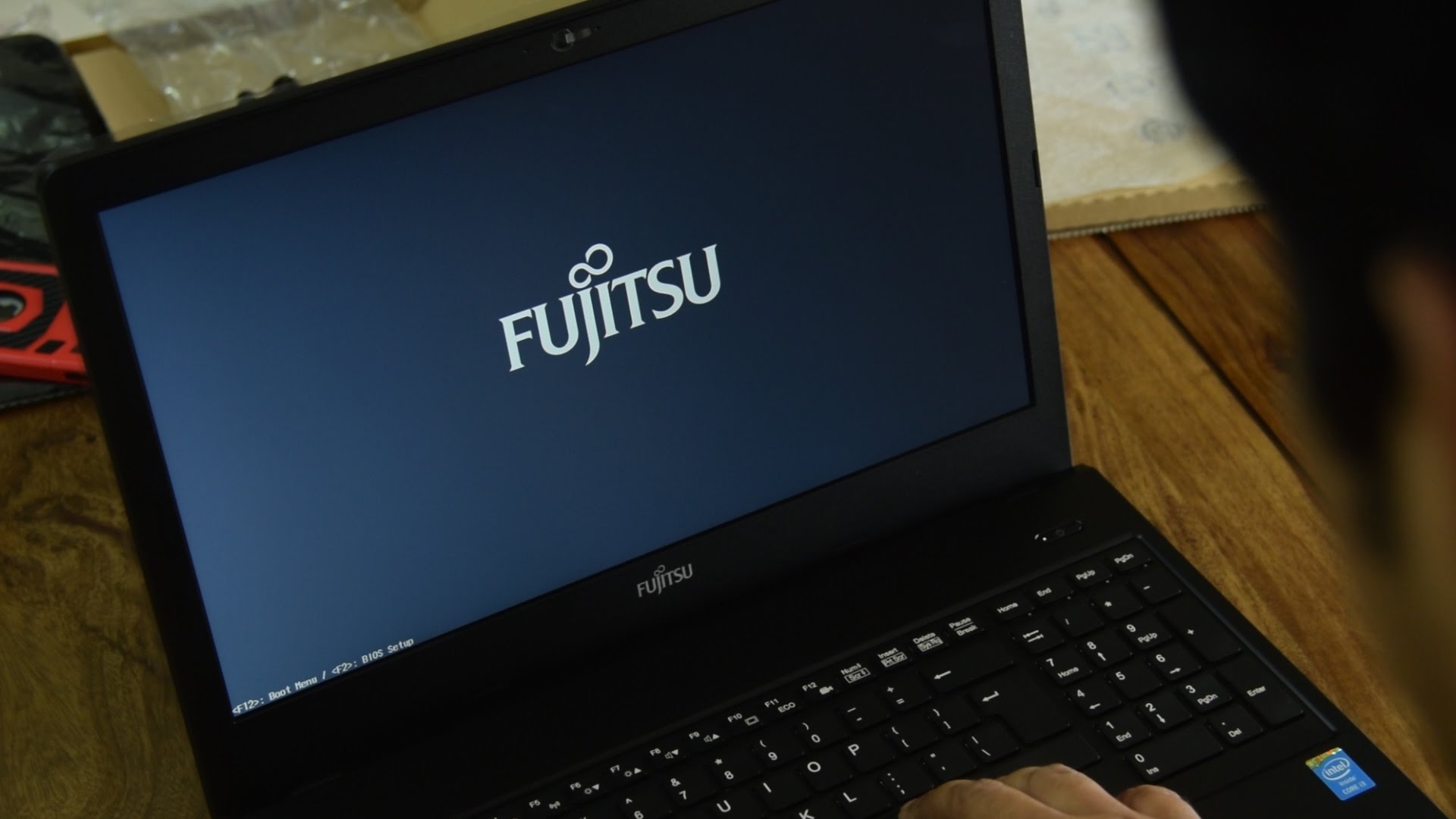 Fujitsu en pourparlers pour vendre une unité de téléphonie mobile