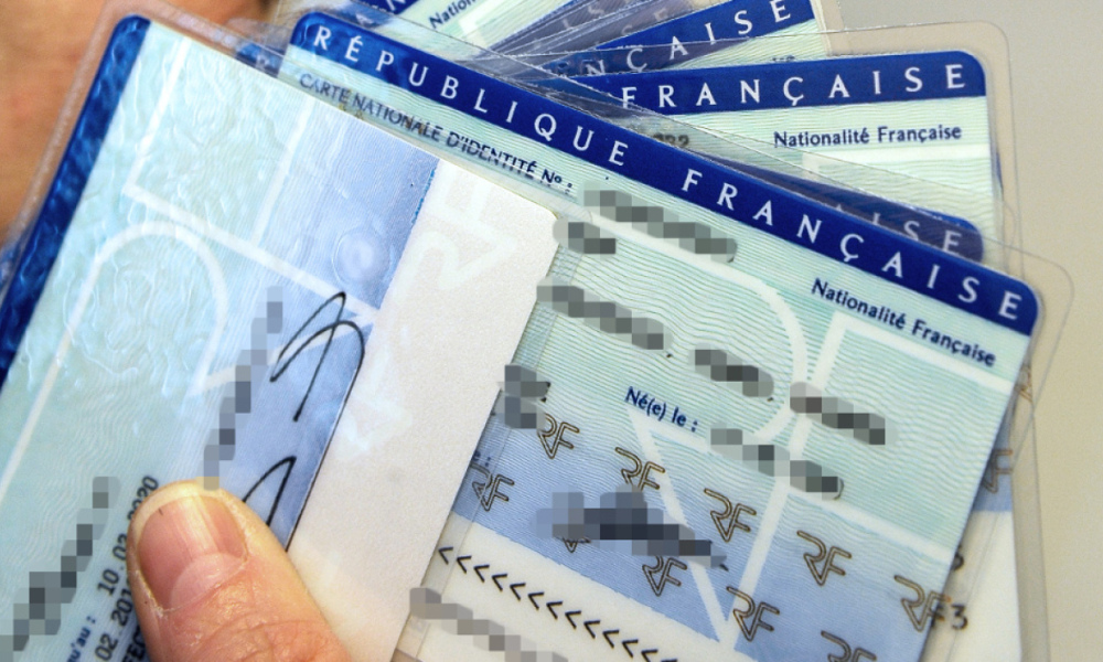 Un bureau d’aide à la nationalité française ouvre à Alger