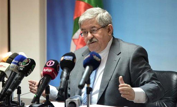 Ouyahia: « les subventions de l&rsquo;Etat aux prix des carburants, du lait et du pain ne seront pas levées »