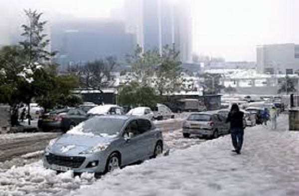 La neige coupe plusieurs routes à Tissemsilt