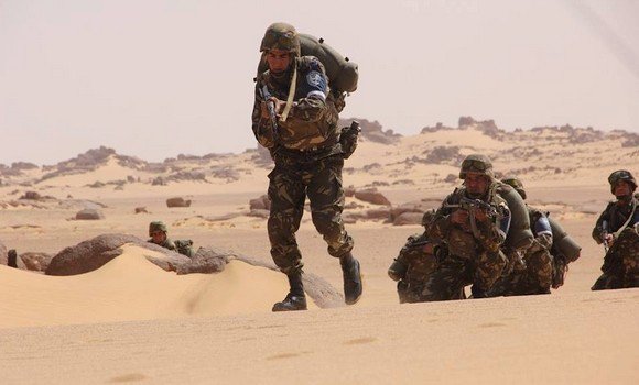 Un terroriste se rend aux autorités militaires à Tamanrasset