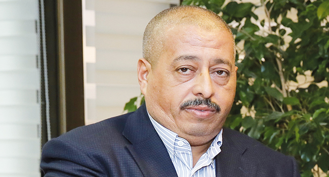 Pour l’achat de tapis pour la mosquée ‘’El Houda’’ à Tiaret : Le groupe Tahkout offre 330 millions de cts