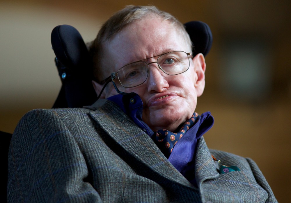 Le célèbre astrophysicien Stephen Hawking est mort