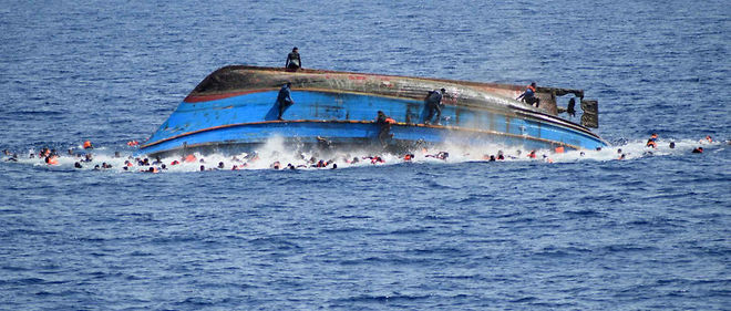 Grèce: le naufrage d’un bateau de migrants fait au moins 16 morts