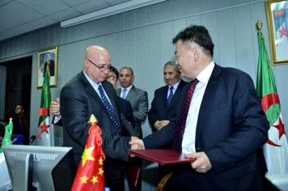 Algérie-Chine : Signature d’un contrat pour la construction d’un nouveau car Ferry de l’Entmv