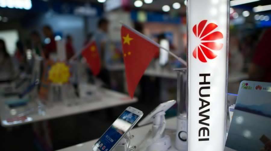 Huawei compte réaliser une usine de montage de smartphone en 2018 en Algérie