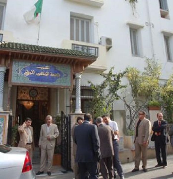 Ils appellent le président à poursuivre sa mission FLN : les parlementaires emboîtent le pas aux mouhafedhs