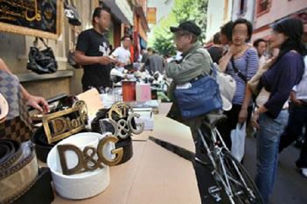 800 000 Articles saisis en 2016 : La contrefaçon inonde le pays