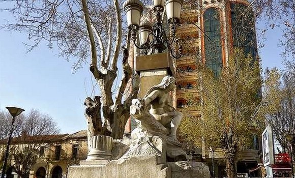 La statue de Ain El Fouara dans la wilaya de Sétif ne sera pas déplacée au musée