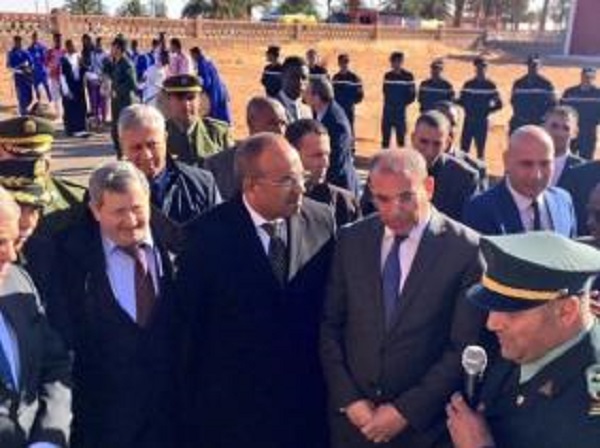 Porteur du message du président de la République aux citoyens de Tminmoune, Bédoui annonce un budget supplémentaire et sa promotion en wilaya-déléguée