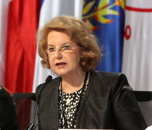 PARIS : Anissa Boumediene porte plainte contre l’organe du MAK