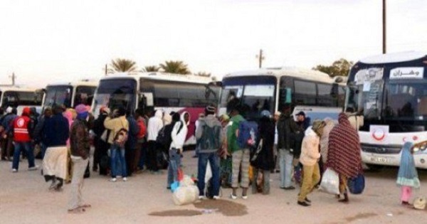 Ouyahia: l’Algérie a reporté la signature du Protocole de libre circulation des personnes pour ne pas ouvrir la voie à la migration clandestine