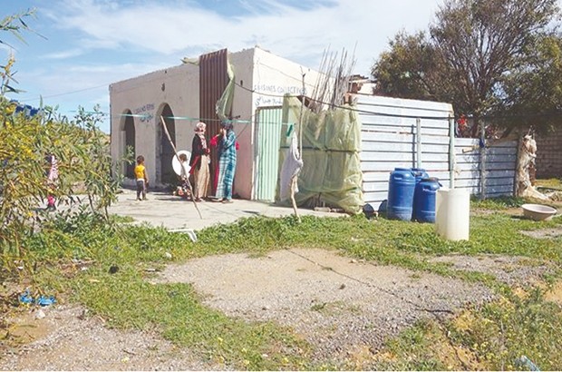 SIDI-LAKHADAR (MOSTAGANEM) : Des familles vivent dans des douches !
