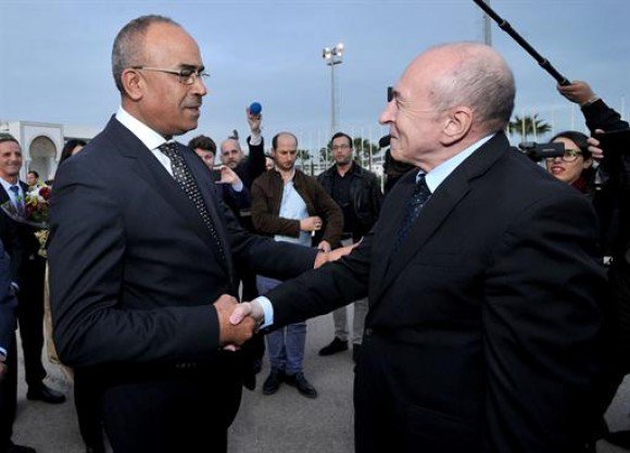 Collomb en Algérie pour co-présider une rencontre des walis algériens et des préfets français