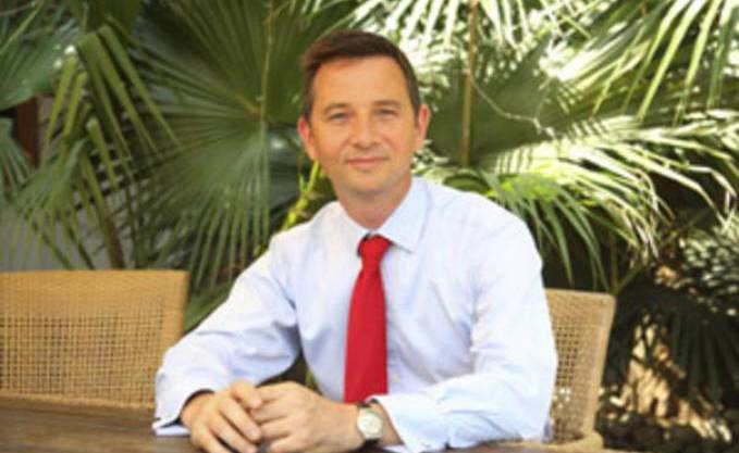 L&rsquo;ambassadeur de Grande-Bretagne à Tlemcen : 15.000 visas délivrés aux Algériens en 2017