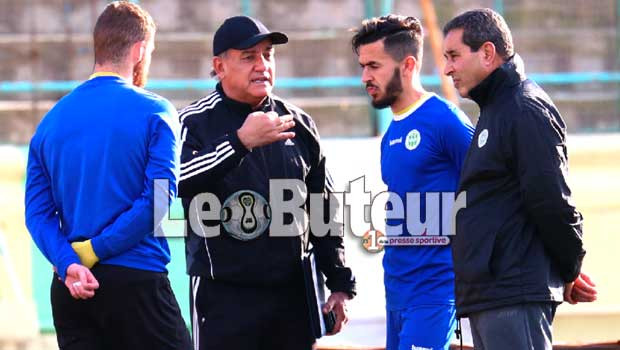 JSK / Bouzidi : «Cette demi-finale demeure un objectif»