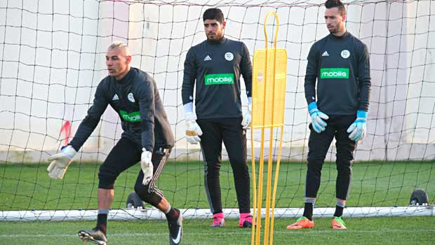 1 Madjer : «Chaouchi reste une valeur sûre, Salhi et Moussaoui sont des gardiens d’avenir»